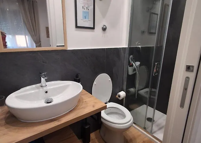 Viola Guest house